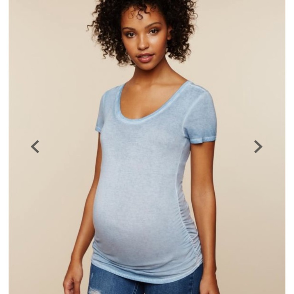 Lightweight side-ruched maternity tees